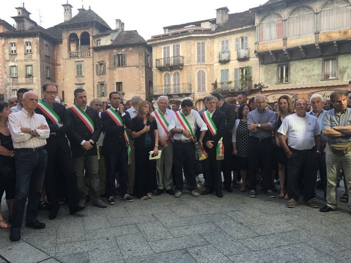 Sette sindaci ossolani in diretta tv su Rete 4: no a  nuovi profughi (foto e video)