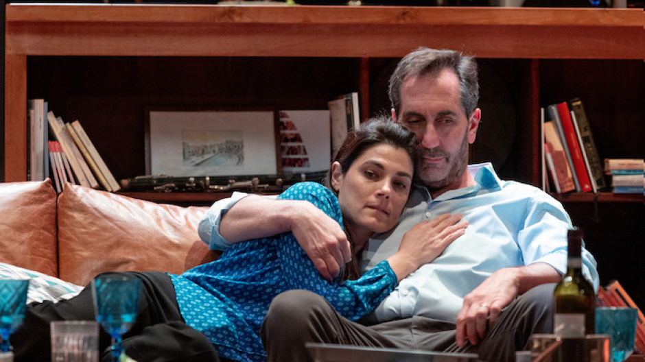 Perfetti sconosciuti apre la stagione alla Fabbrica. Record di abbonamenti (440) 