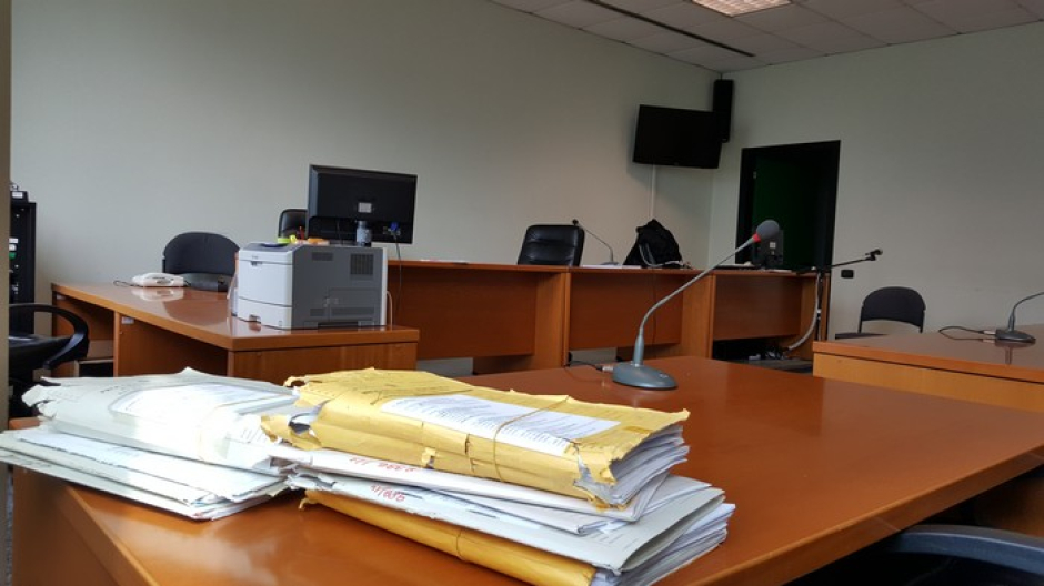 Burrascoso controllo all'alt dei carabinieri: automobilista assolto ma multato